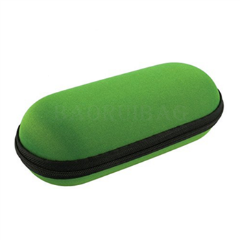 Zippered foam Pouch for Pipes 