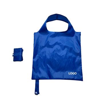 4 Shopping Bags With a Carrying Case
